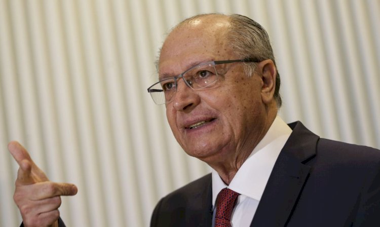 Em Manaus, Alckmin assina contrato de gestão do Centro de Bionegócios da Amazônia nesta terça (25)