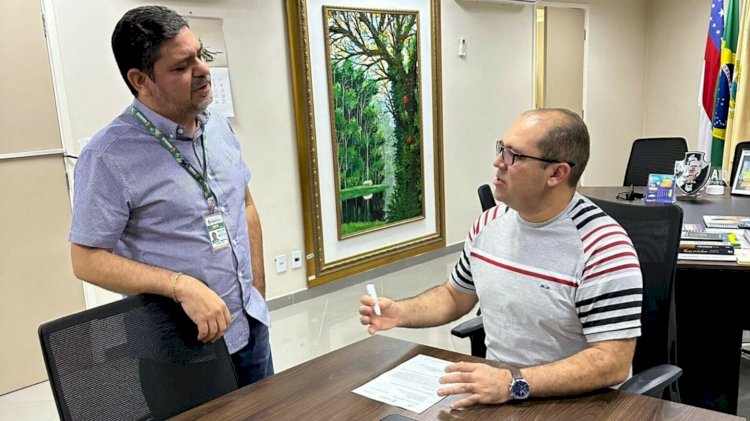 Rosivaldo Cordovil assume como presidente em exercício da Câmara Municipal de Manaus