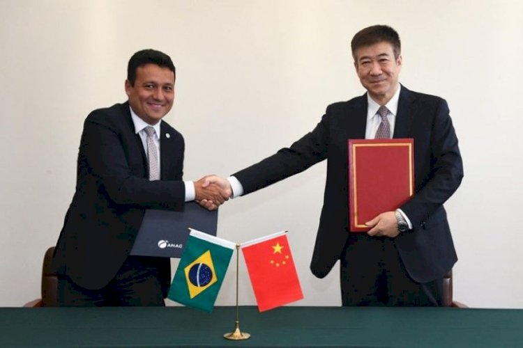 Brasil e China formalizam cooperação no setor de aviação civil
