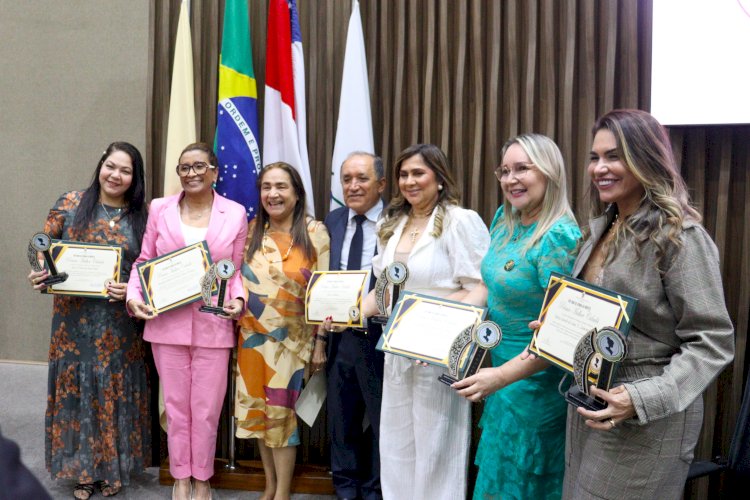 Vereador Professor Samuel promove Prêmio Mulher Cidadã 2024 na Câmara Municipal de Manaus