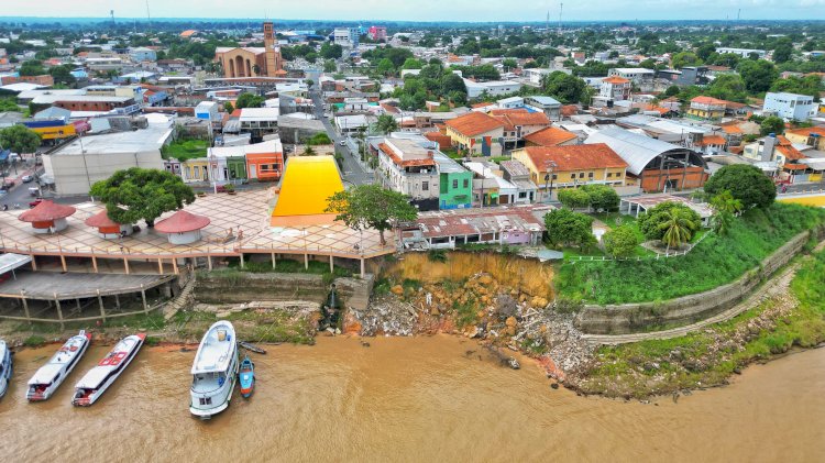 Obras de contenção e urbanização da Praça Digital serão retomadas em Parintins