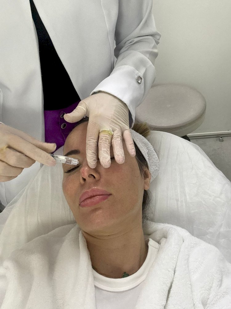 Ju Isen inicia novo tratamento para corrigir sequelas deixadas por mordida de cachorro no rosto