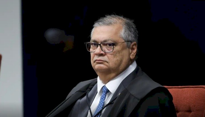 PF indicia mulher que tentou agredir Flávio Dino durante voo