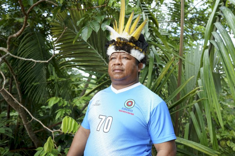 Pesquisador indígena do AM é condecorado por sua luta em defesa da educação e integração de saberes ancestrais e ciência