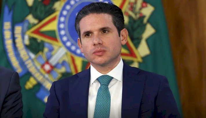 Motta afirma que isenção do IR pode entrar em pauta na semana que vem