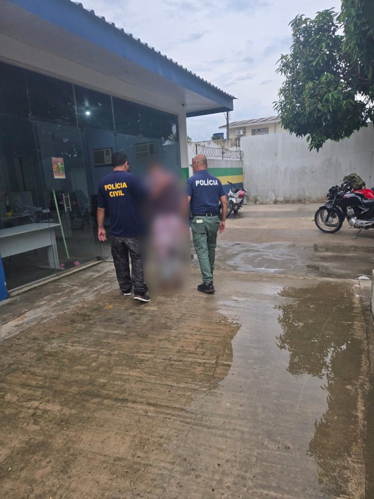 Polícia Civil prende em flagrante homem por extorsão, perseguição e ameaça contra o pai em Carauari