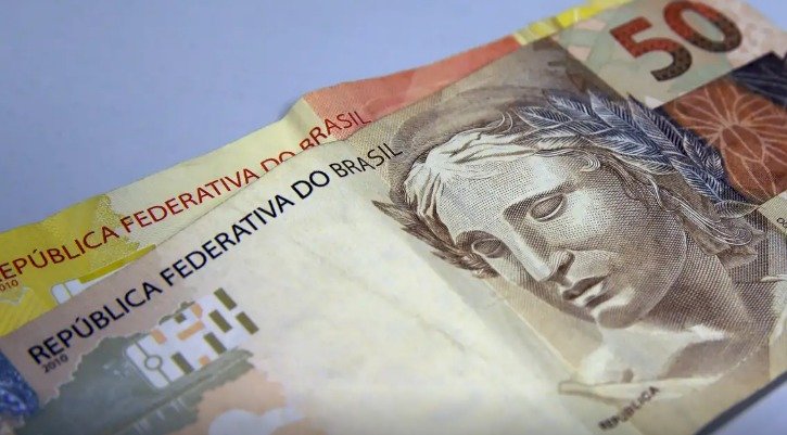 Economistas e setor produtivo veem avanços com PL da isenção de IR