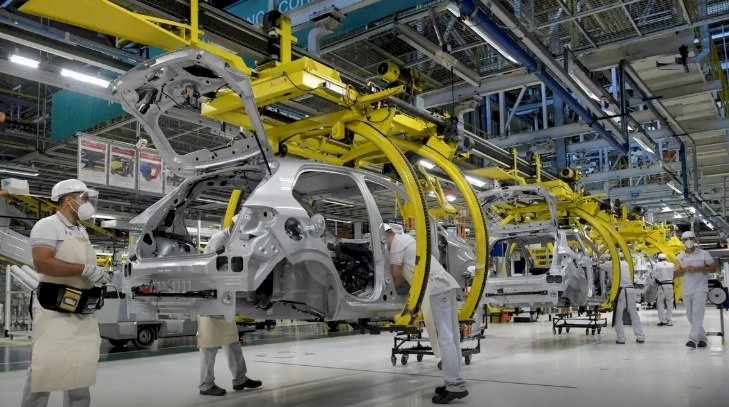 Atividade econômica brasileira cresce 0,4% em agosto