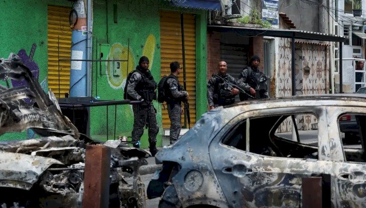 Operação no Rio deixa 18 suspeitos mortos e 56 presos