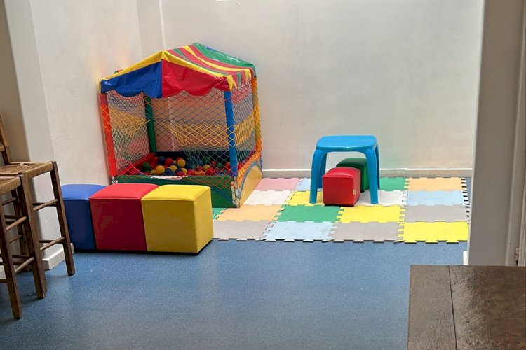 Espaço kids se torna aposta para fidelizar famílias em bares e restaurantes