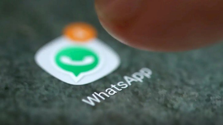 Brasileiro está falando menos de política no WhatsApp, mostra estudo