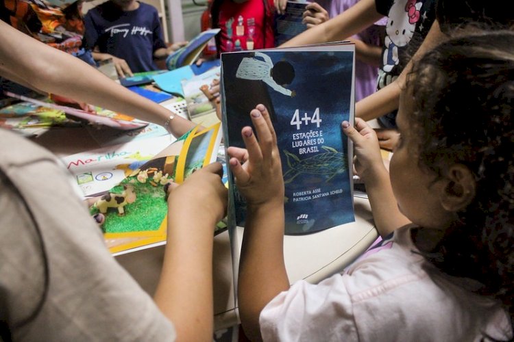 Biblioteca Pública do Amazonas promove tarde literária com atividades infantis